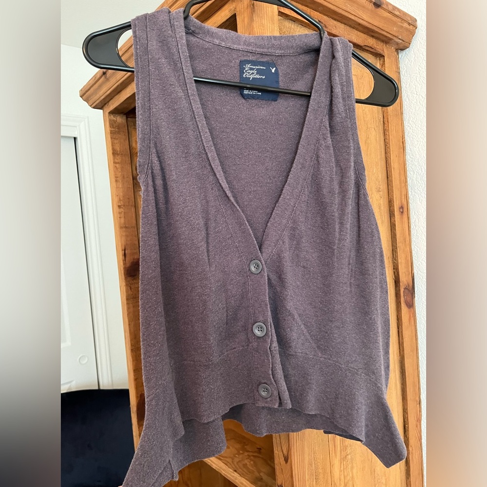 American Eagle vest
